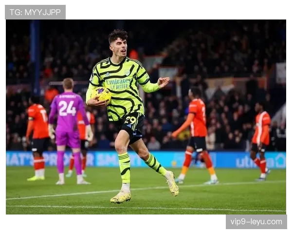 哈特卢顿强势崛起,新赛季剑指英超辉煌 哈特卢顿强势崛起,新赛季剑指英超辉煌