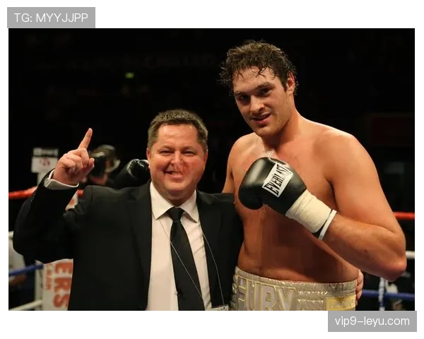 泰森·富里连吃两天大餐，拳击场上那个节食狂人到底去哪儿了？